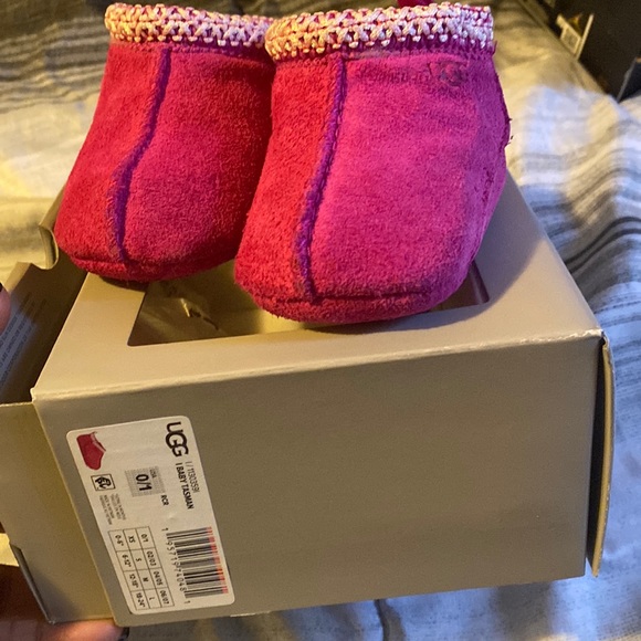 Other - Ugg